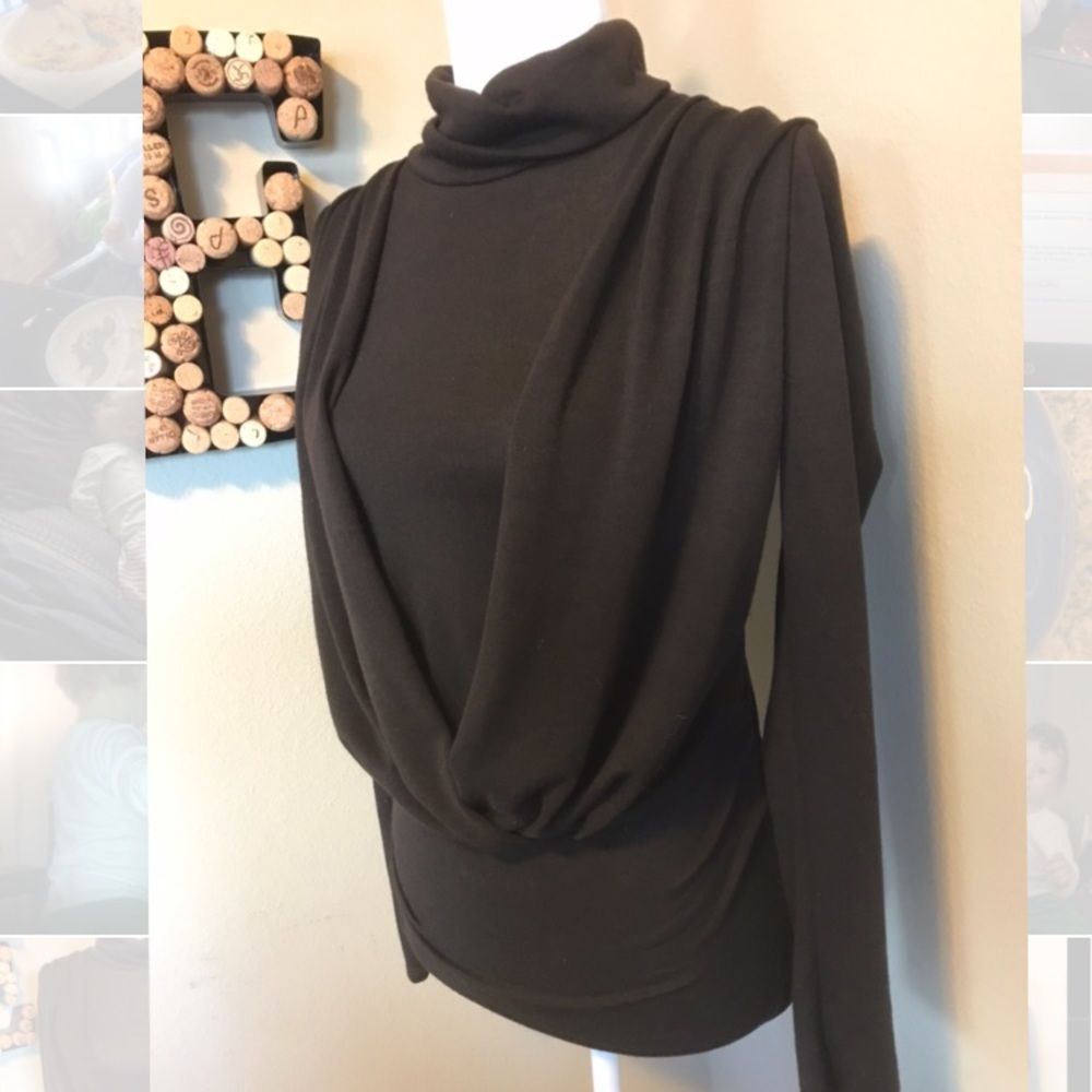 Made in Italy dark brown turtleneck sweater